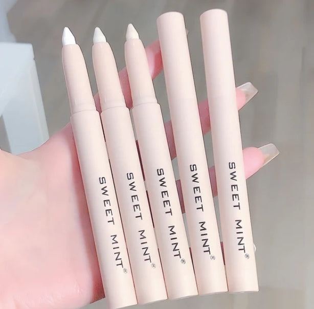 Crouching Silkworm Eyeliner Pen Makeup Brightening